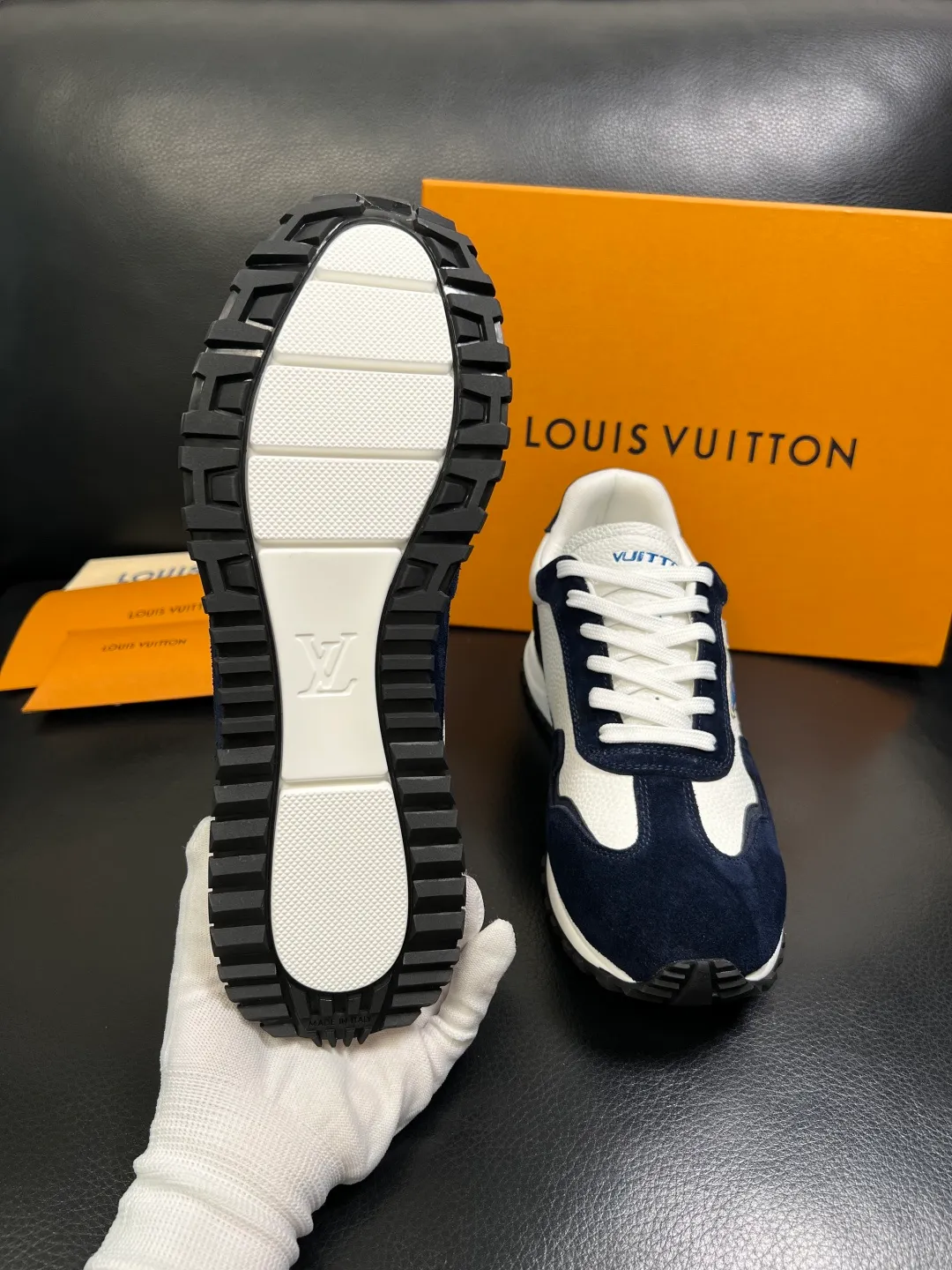 Men's shoes 💰620 Lv high quality top handicrafts Louis Vuitton, counters are equipped with original factory configuration, uppers are imported from Italy, high-quality splicing colorful complex handicrafts, imported cowhide lining is soft and comfortable, soles: original soles specially provided by the original factory, T men's shoes 💰U exclusive movable molded soles are super comfortable, original factory single goods, code number 39-44 (customized 38 45)